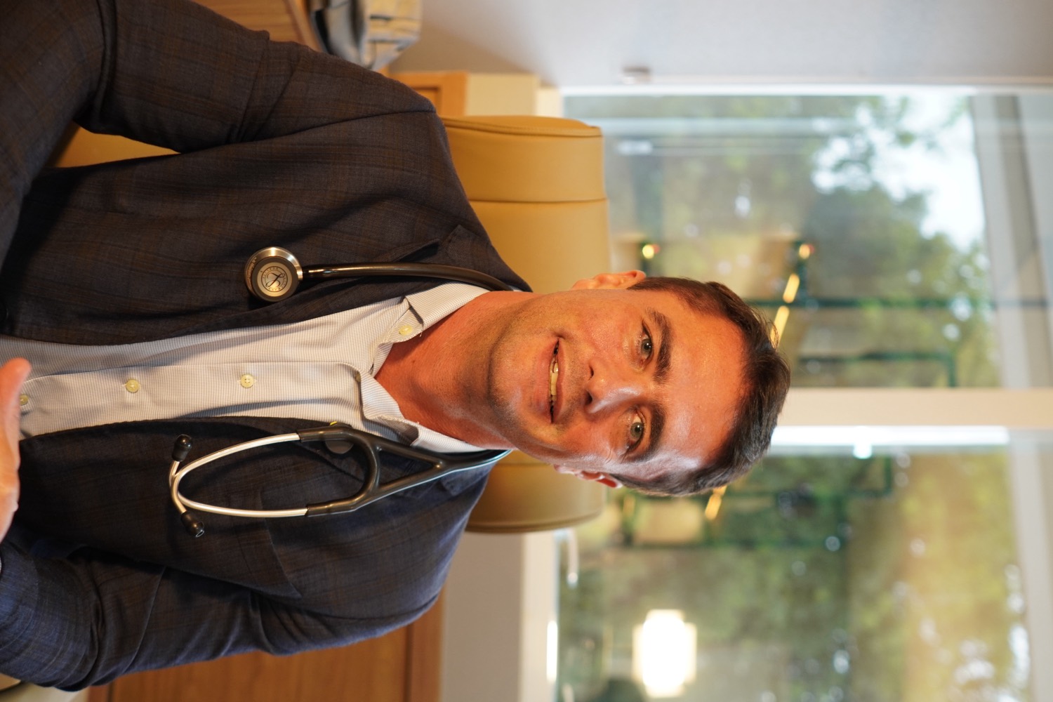 Dr. Hober Fasciani